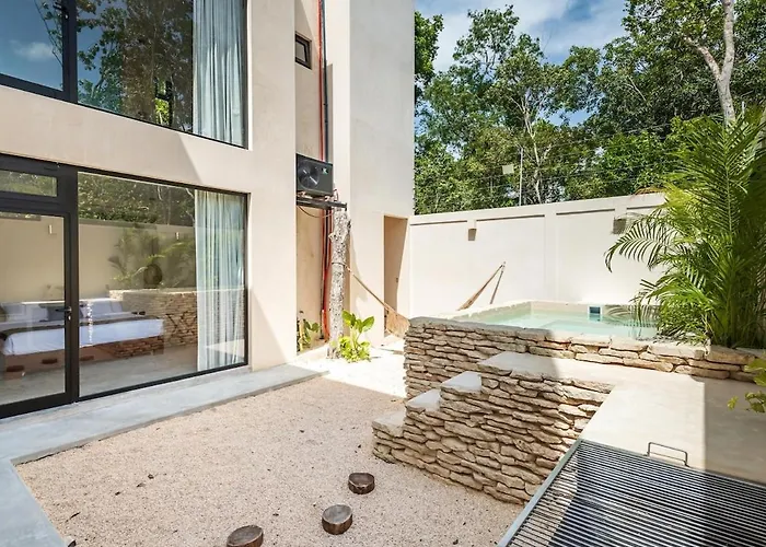 5-bedroom Private House With Pool In Villa *