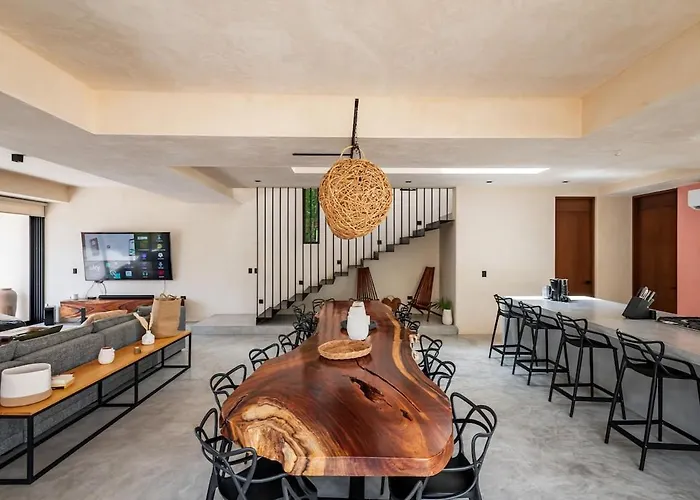 Villa 5-bedroom Private House With Pool In