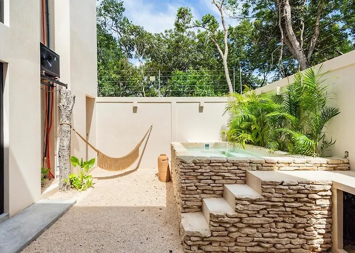 Villa 5-bedroom Private House With Pool In
