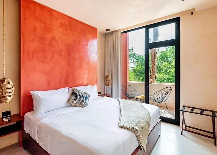5-bedroom Private House With Pool In Villa