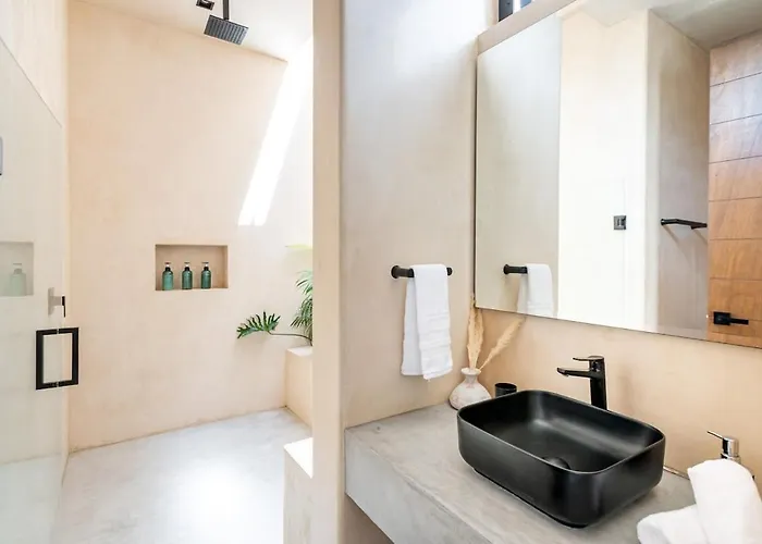 5-bedroom Private House With Pool In Tulum