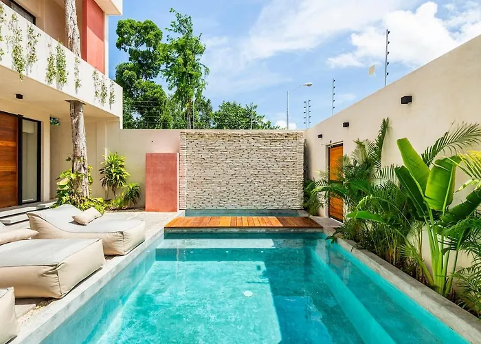 5-bedroom Private House With Pool In *