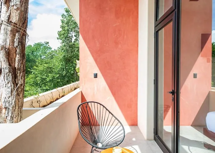 5-bedroom Private House With Pool In Villa *
